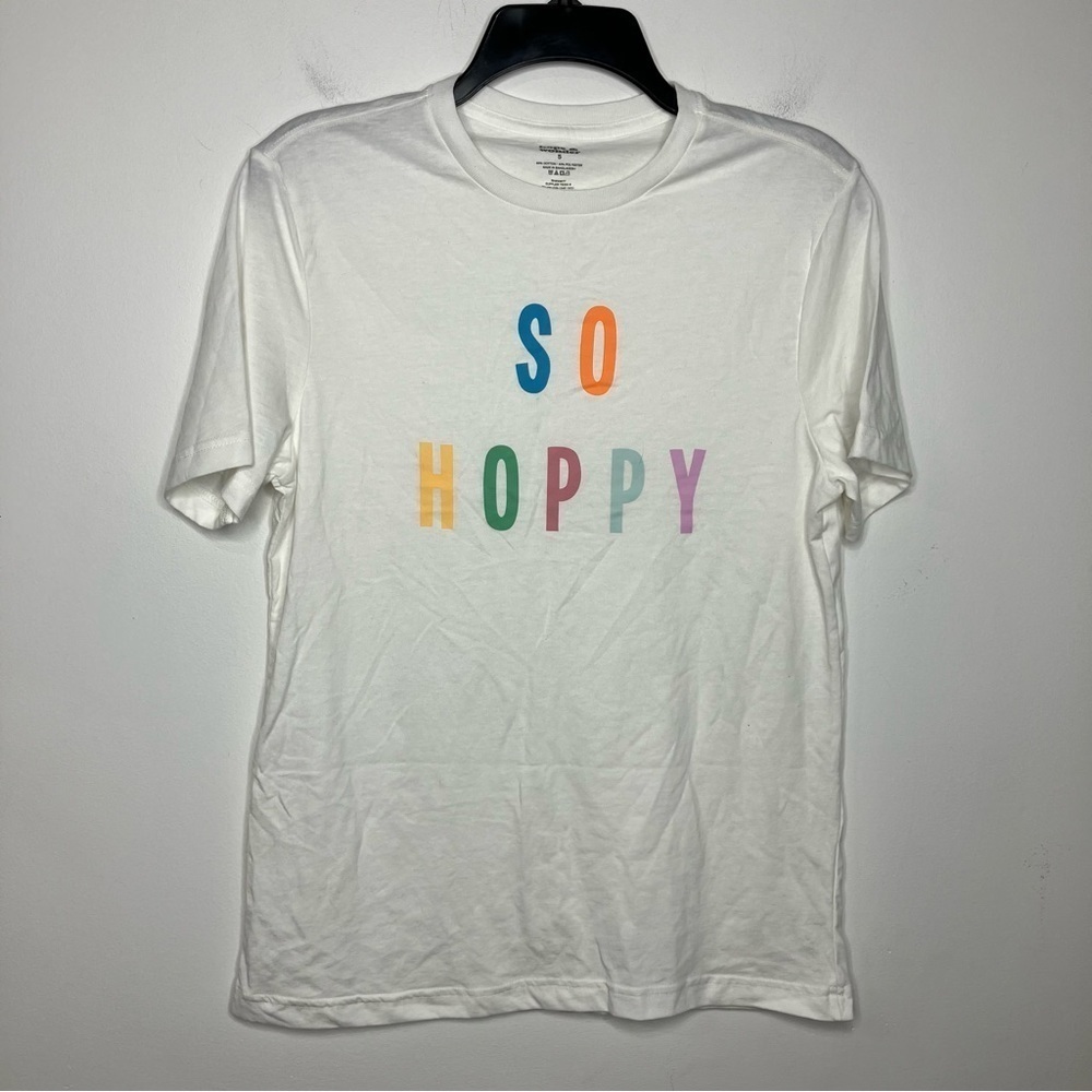 Hope & Wonder Easter “SO HOPPY” t-shirt size small‎